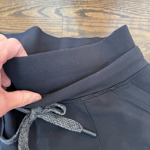 Lululemon Women's Knit Jogger Pant, Black, Size 8 - Picture 7 of 11